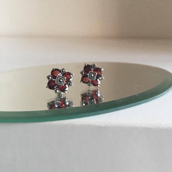 Garnet hemalyka 925 sterling silver earrings⭐️ - Picture 3 of 15